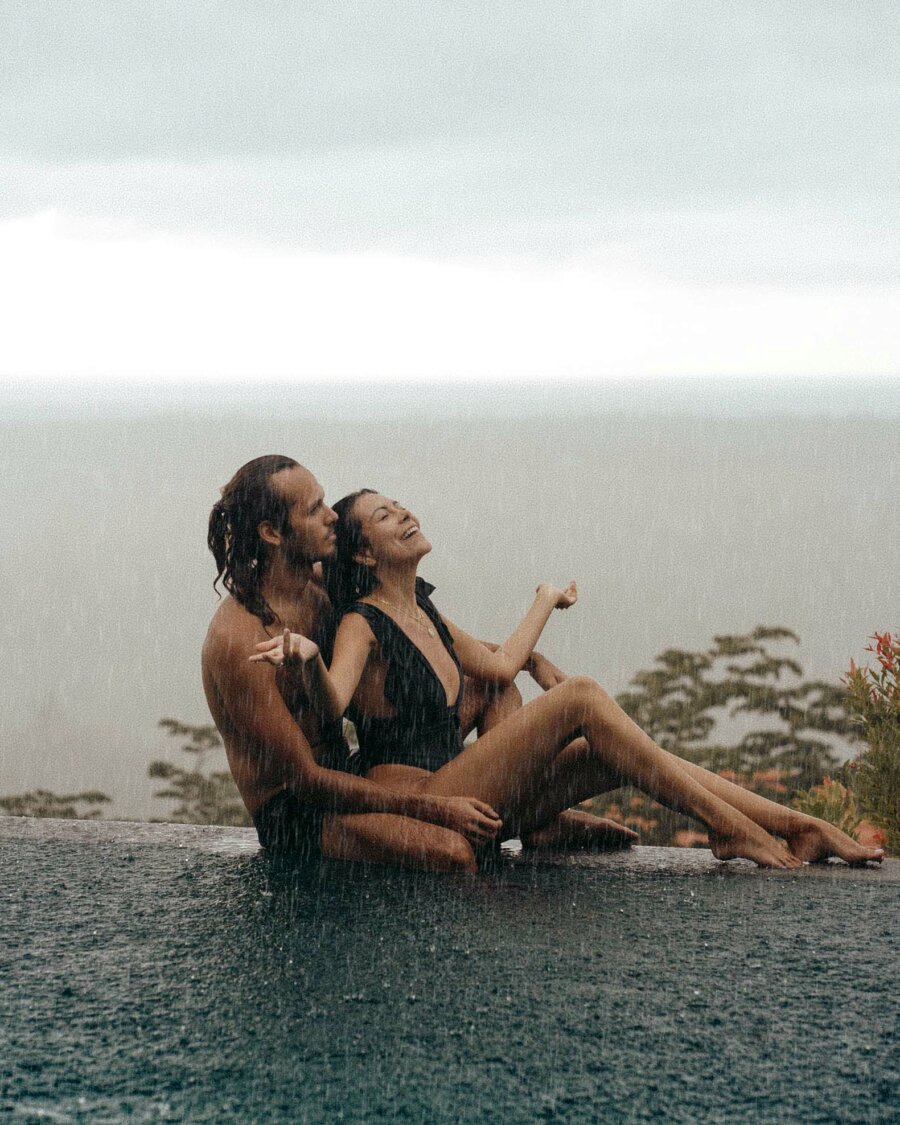 Pili and Dano under the rain, edited image